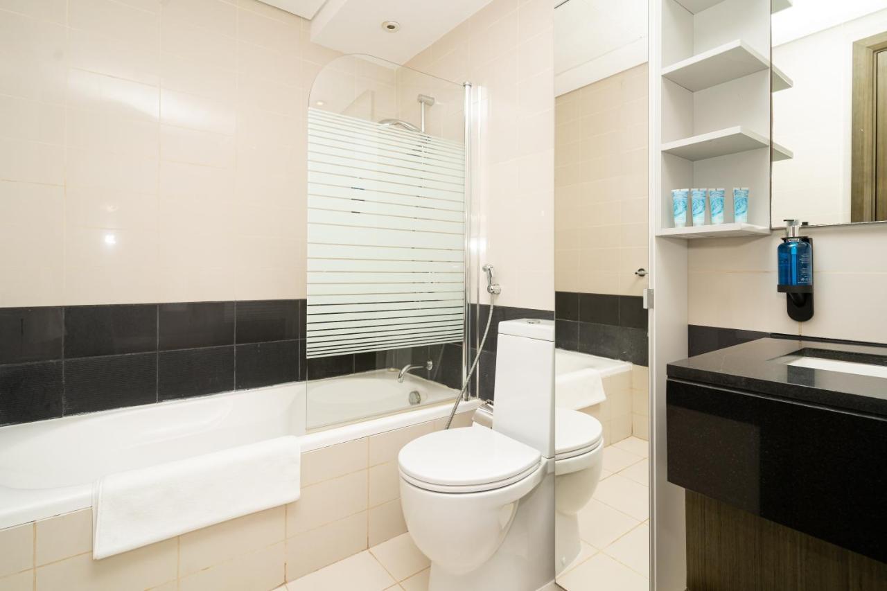 Rh-spacious 2br In Lofts, Downtown, Near Dxb Opera Apartment Dubai